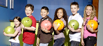 6-Kids-Bowling